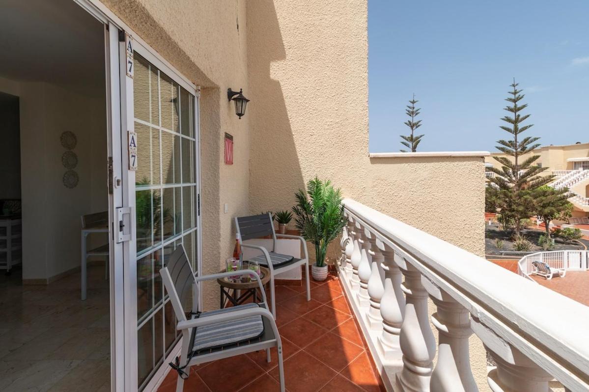 Lightbooking Las Arenas Caleta De Fuste Exterior photo